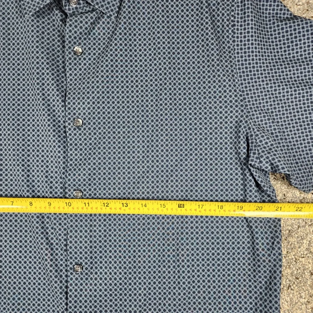 Copper & Oak Button Down Mens Large Blue Geometric Stretch Endurance Excellent